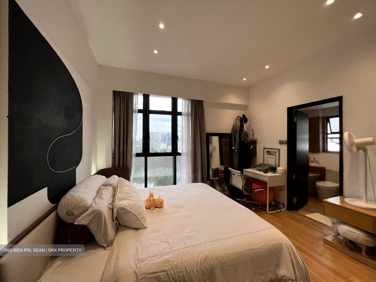 Dover Parkview (D5), Condominium #502101061